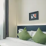 A Hotel Chinatown, Formerly Hotel 1929 - Newly Renovated